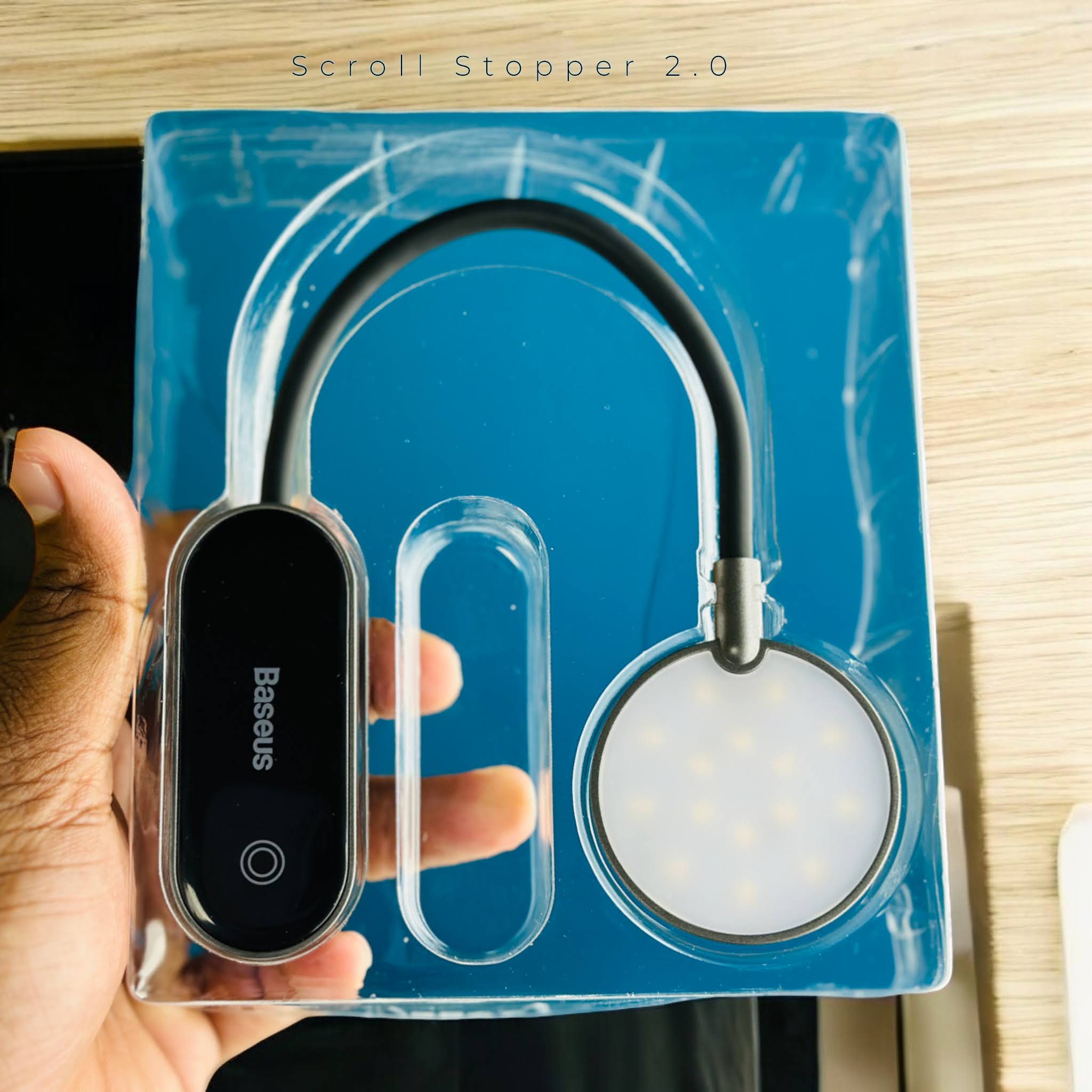 Baseus-Rechargeable-Mini-Clip-Lamp-For-Book-Reading-Aquarium-Laptop-Keybaord-Light-Portable-And-Useful-DGRAD-0G-1.jpg