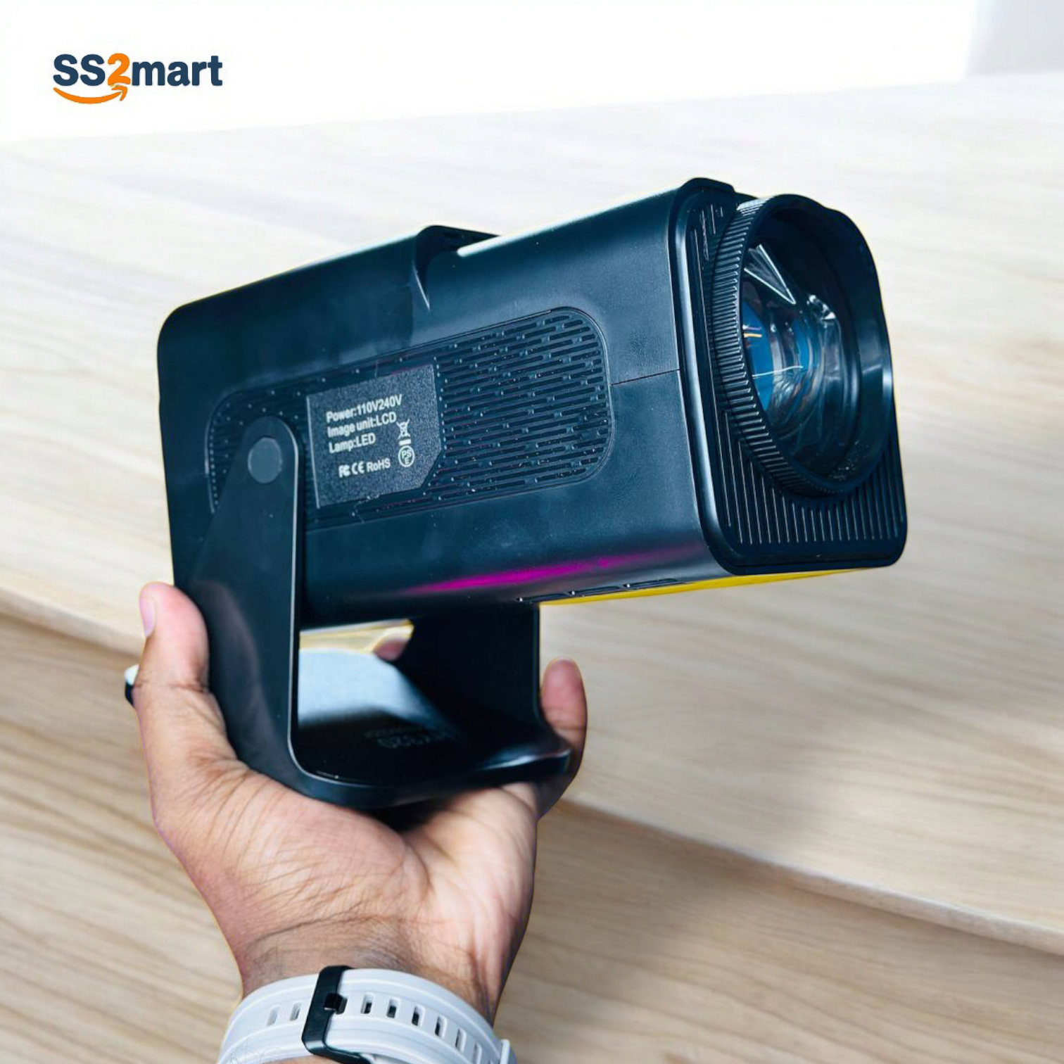 HY320-Android-Projector-2.png